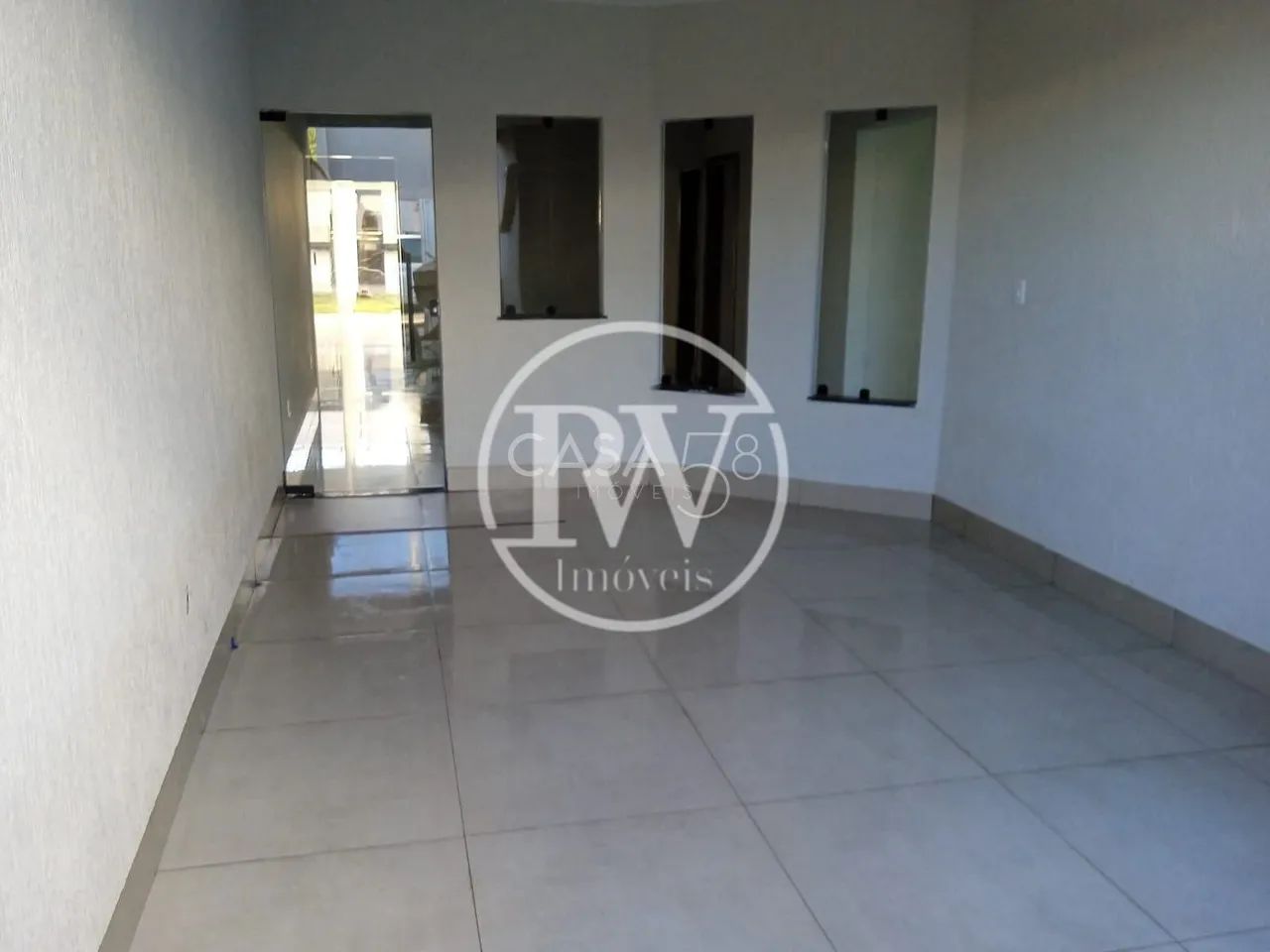 Casa Ampla com Sala Comercial  3 Quartos + Espaço para Negócio  170m² - Foto 2
