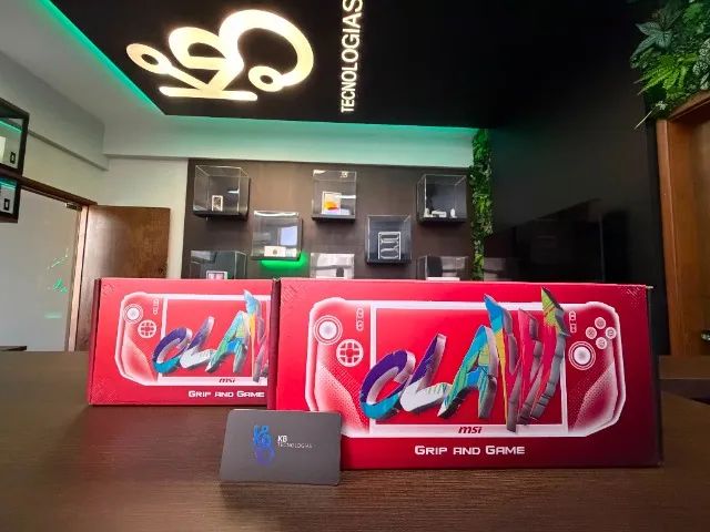 MSI CLAW A8 AMD Z2 EXTREME 24GB RAM 1TB SSD - NOVO - LACRADO -   BH SAVASSI 