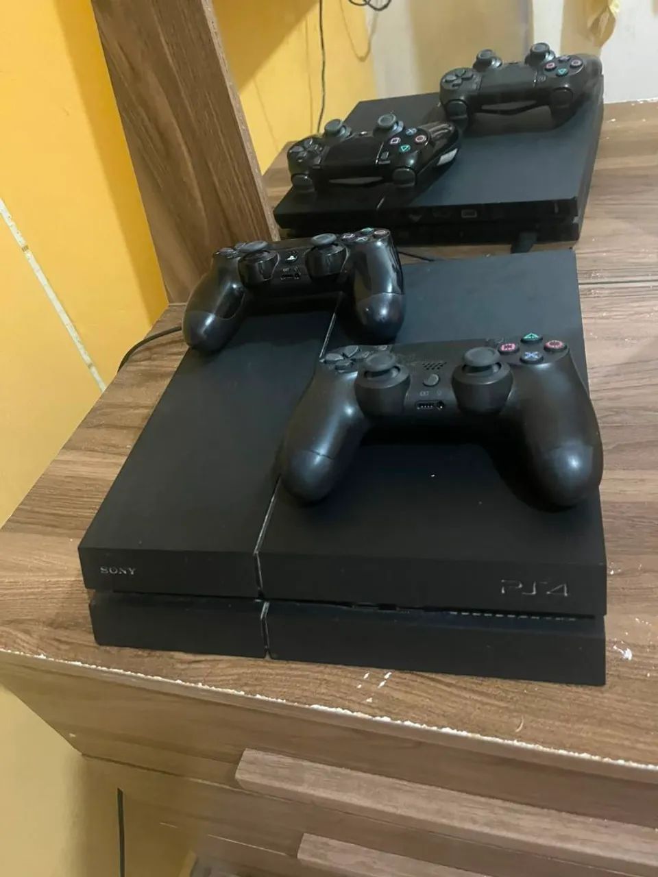 PlayStation 4 modelo fat