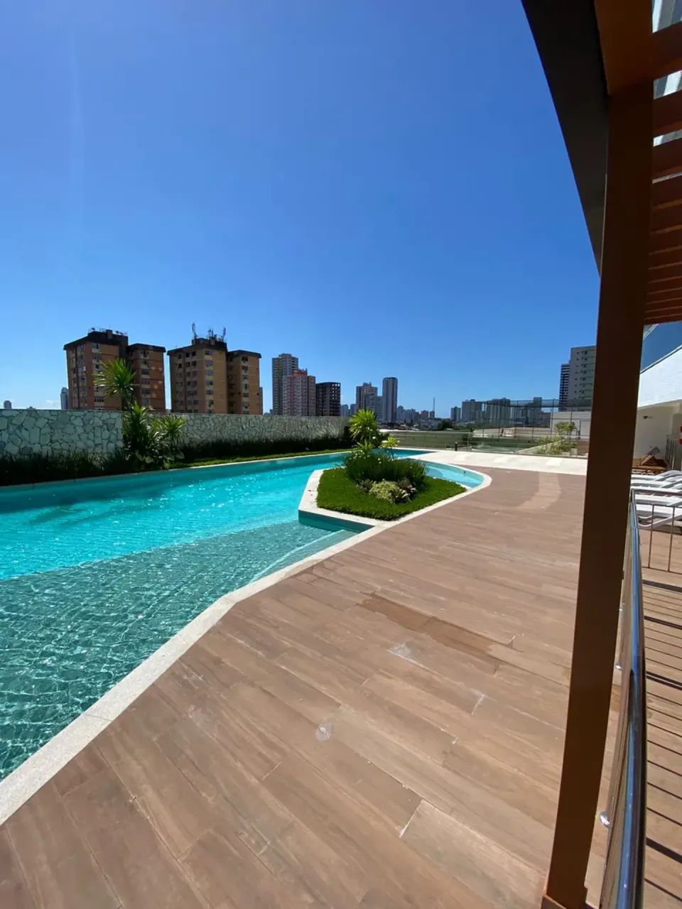 Excelente - . ATHENAS FUTURE LIVING