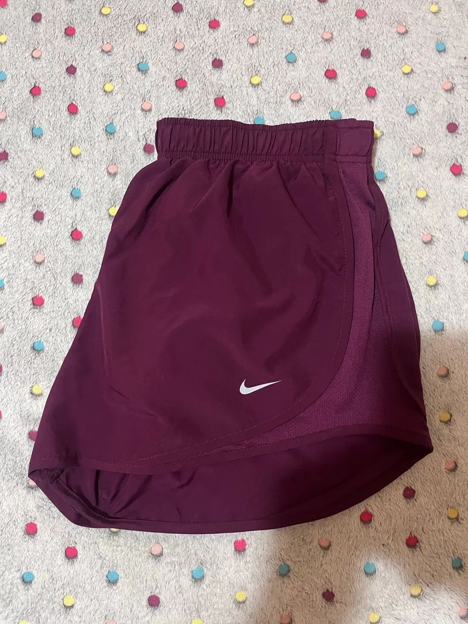 shorts nike tempo vinho - Foto 3