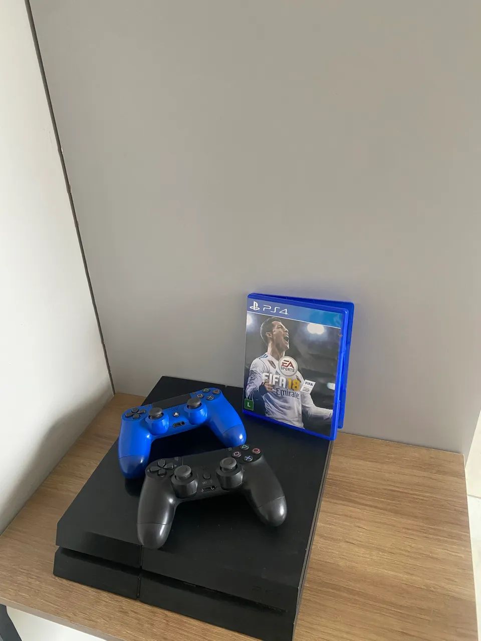 PS4+CONTROLES + JOGO 