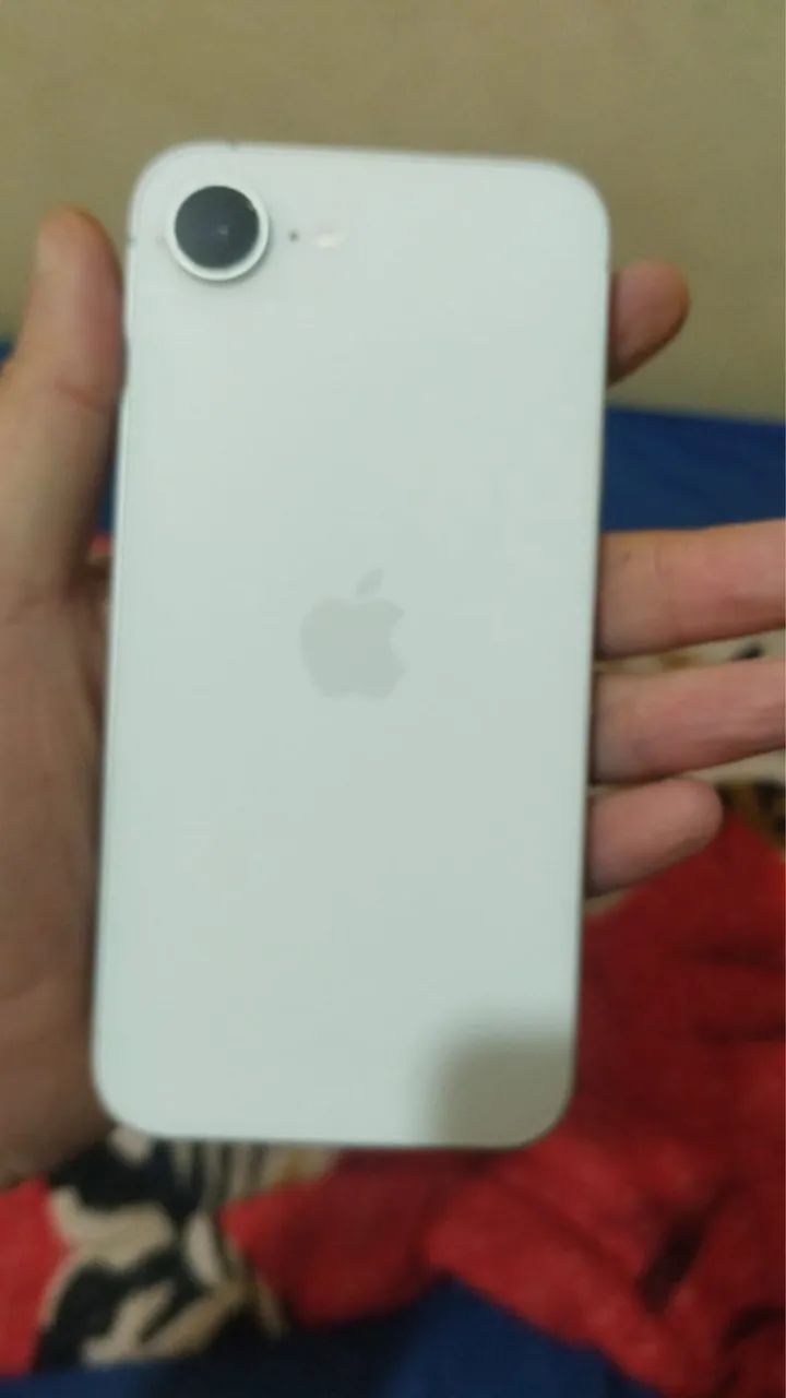 iPhone 16e branco - Foto 2
