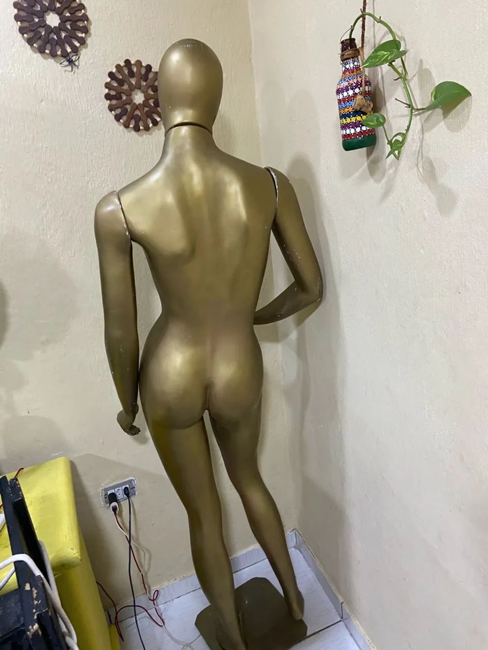Manequim feminino  - Foto 2