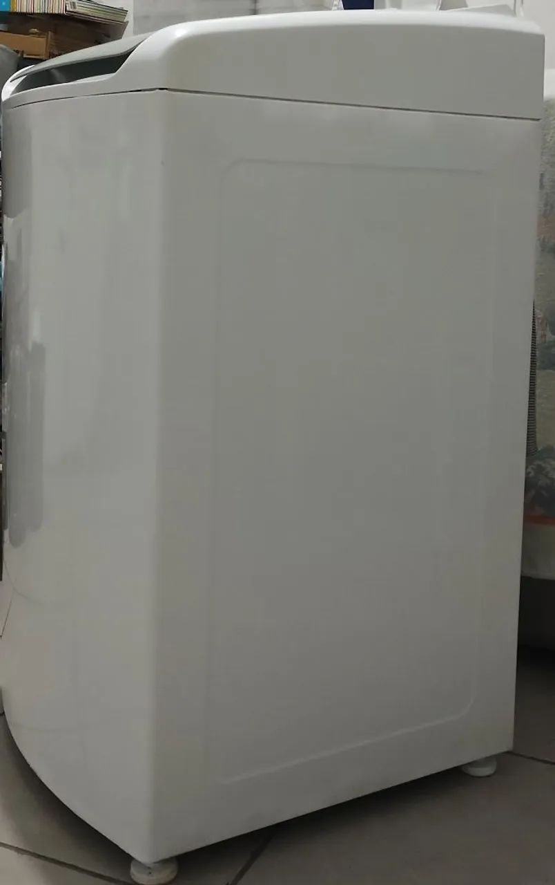 VENDO UMA MÁQUINA DE LAVA ELECTROLUX DE 8 KILOS SEMI-NOVA  - Foto 3