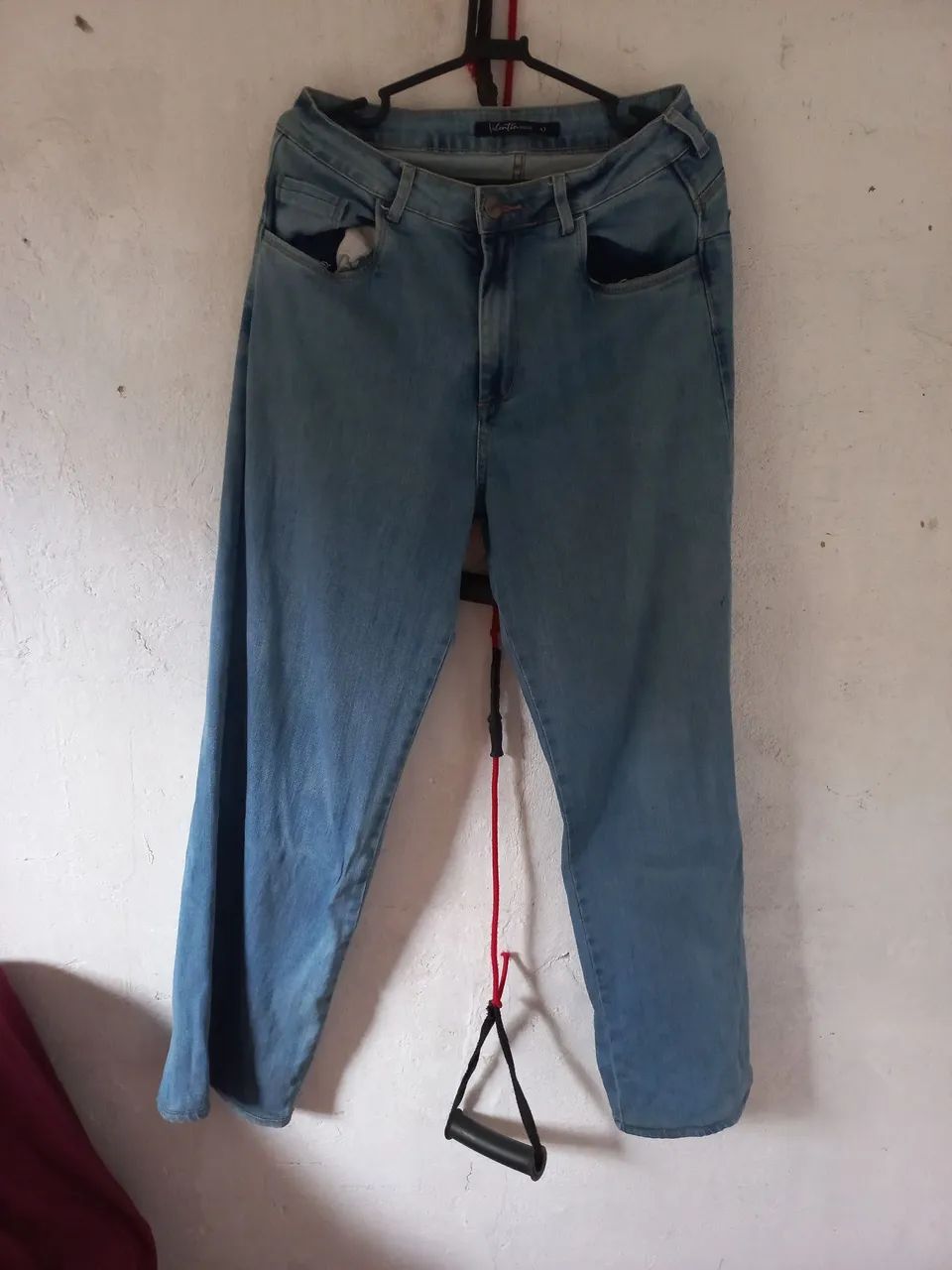 Calça jeans tam 42 fem  