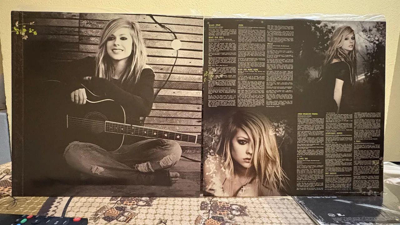 Avril Lavigne Vinil Goodbye Lullaby Vinil Expanded Edition - CDs