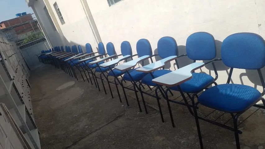 Cadeiras Universitárias Estofadas