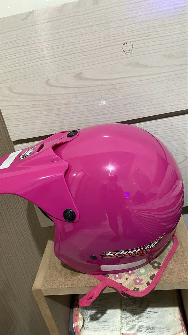 Capacete rosa