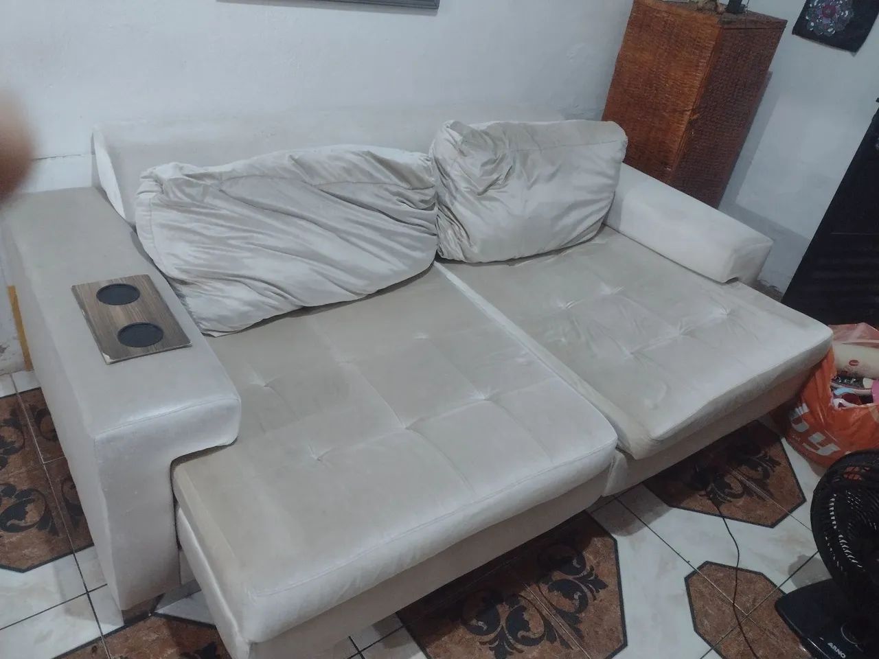 Sofá retrátil madeira pura vira uma cama de casal - Foto 2