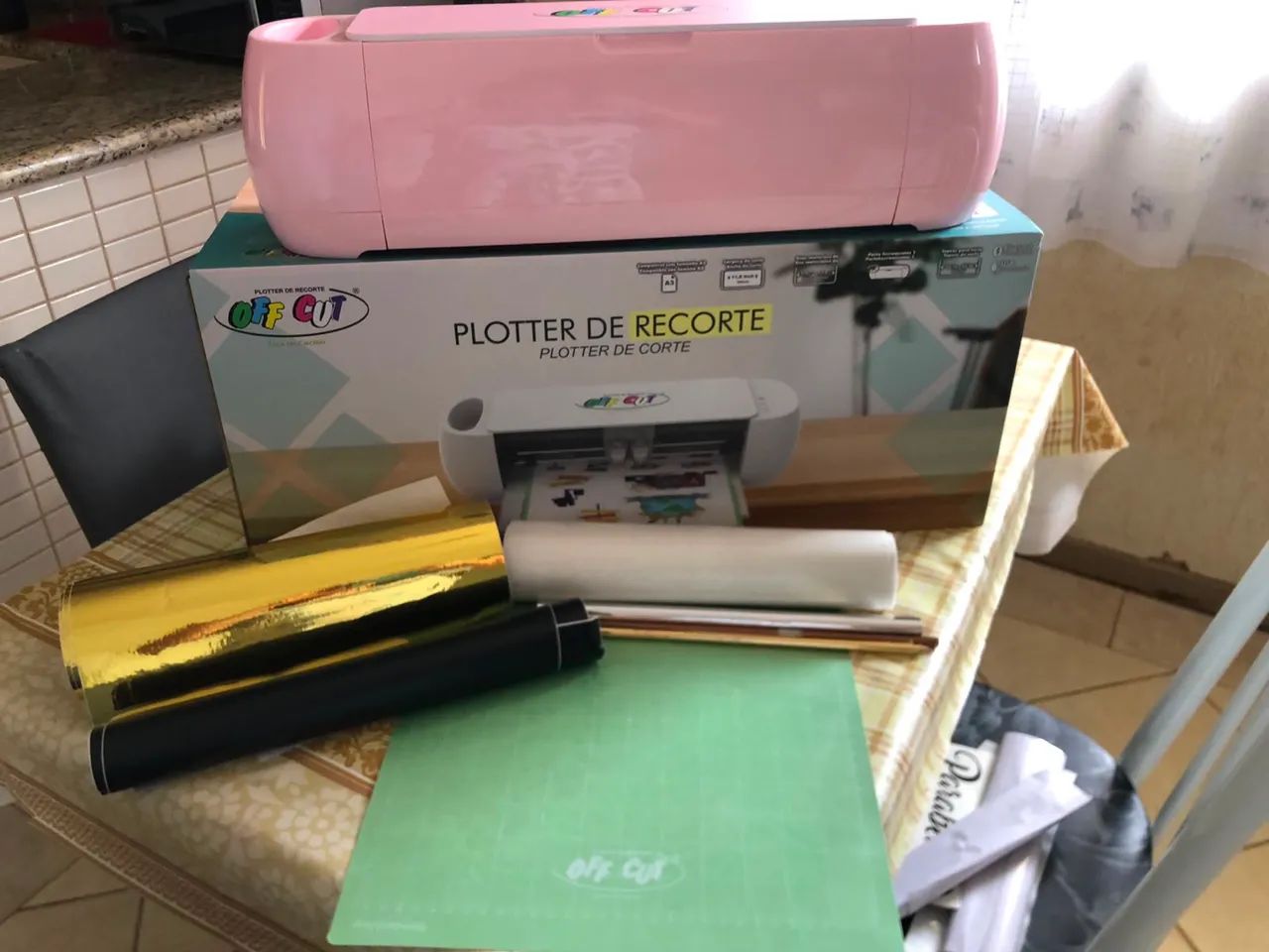 Plotter de Recorte Off Cut Rosa - Nova, Nunca Usada + Acessórios