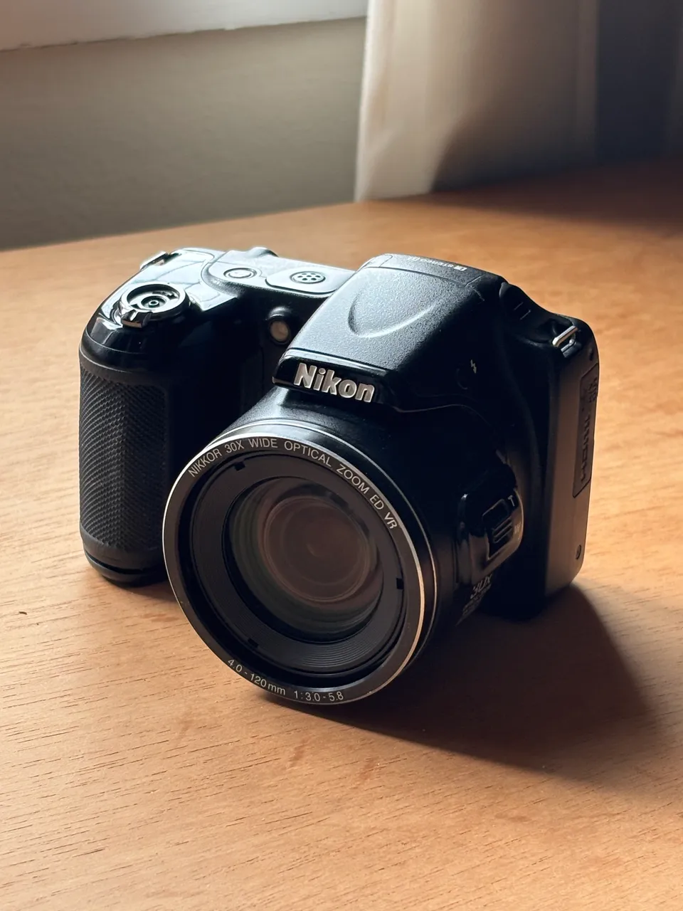 nikon l820