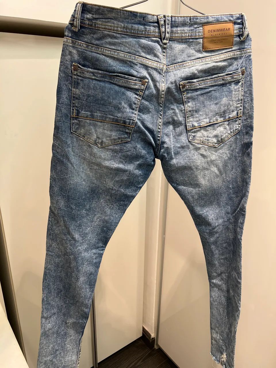 Calça jeans skinny 36 nova R$80,00 - Foto 3