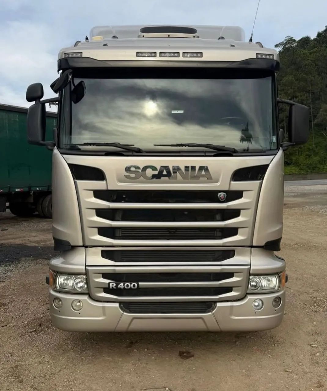 TRUCK
