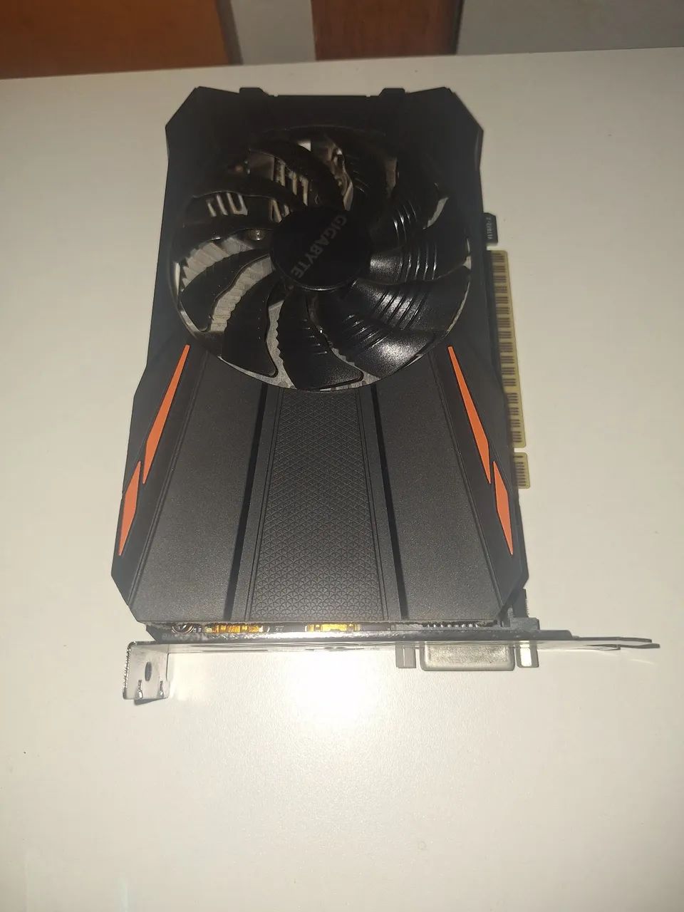 Placa de Vídeo Gigabyte Nvidia GTX 1050 2GB - Foto 2