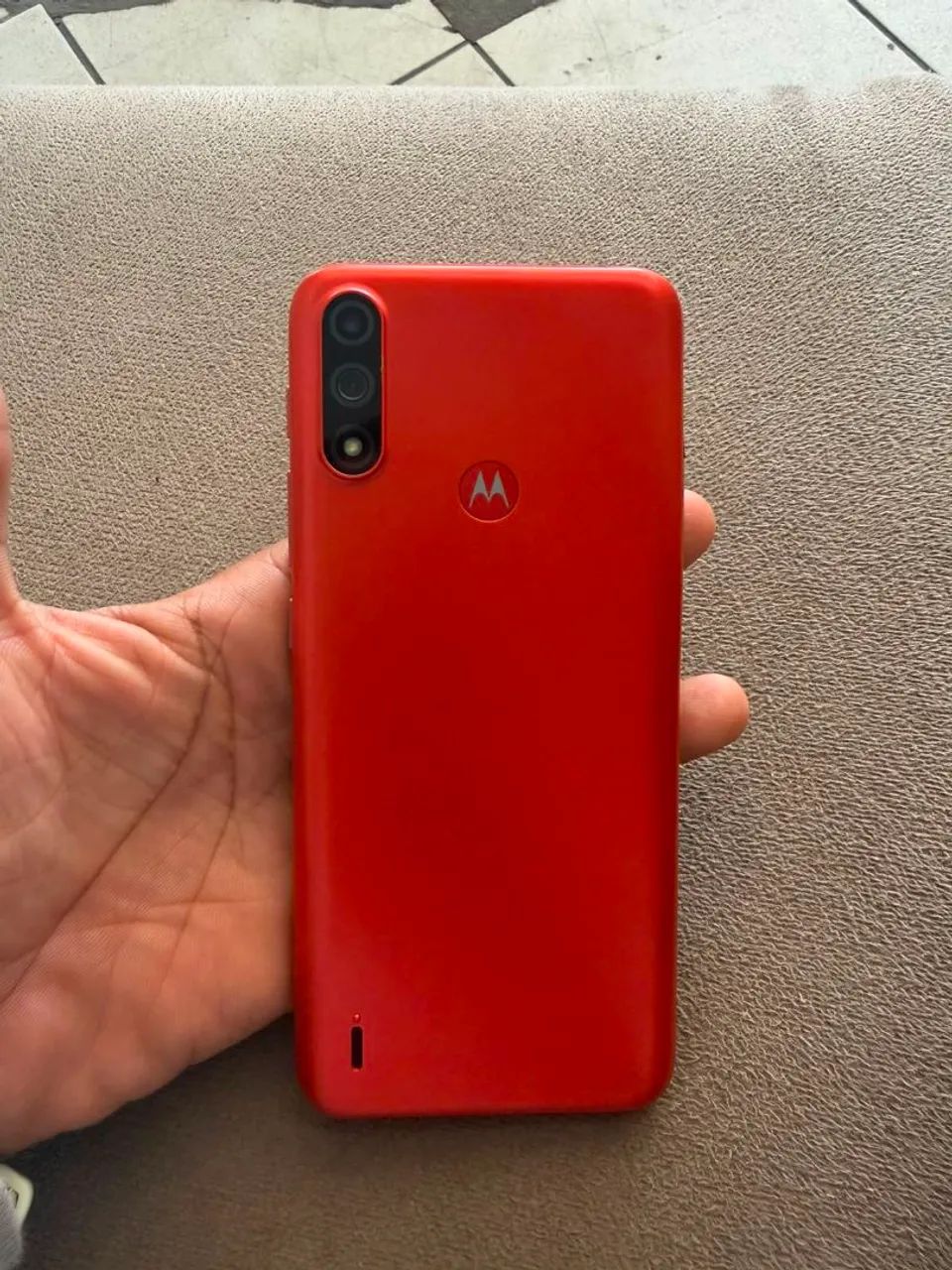 Celular semi novo n preço  - Foto 2