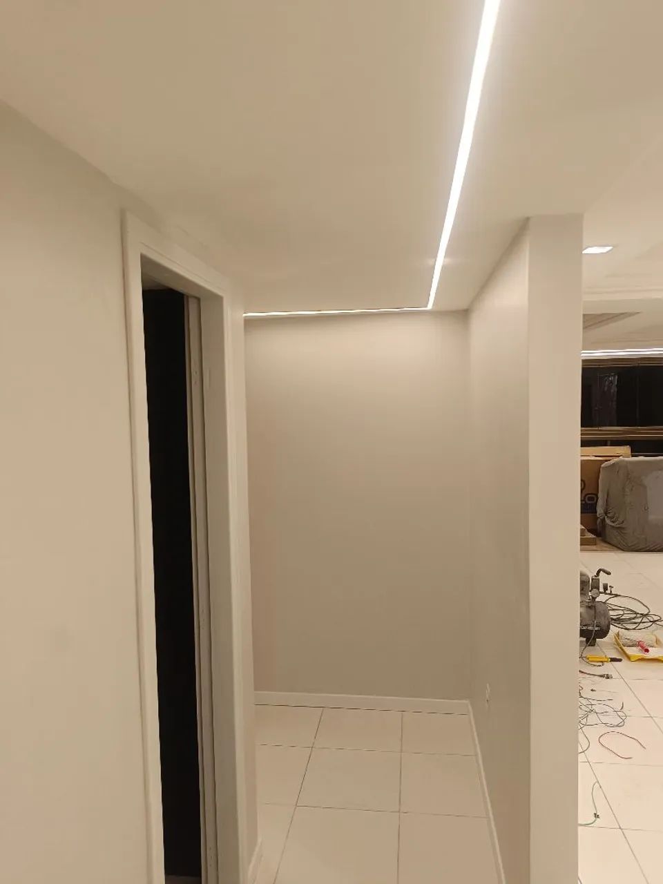 Eletricista, pintor , laqueamento de portas - Foto 2