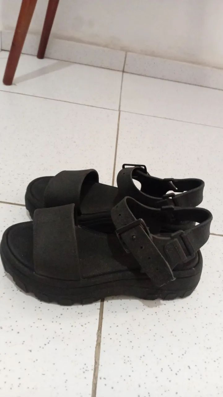 Desapegar vestido e sandália 