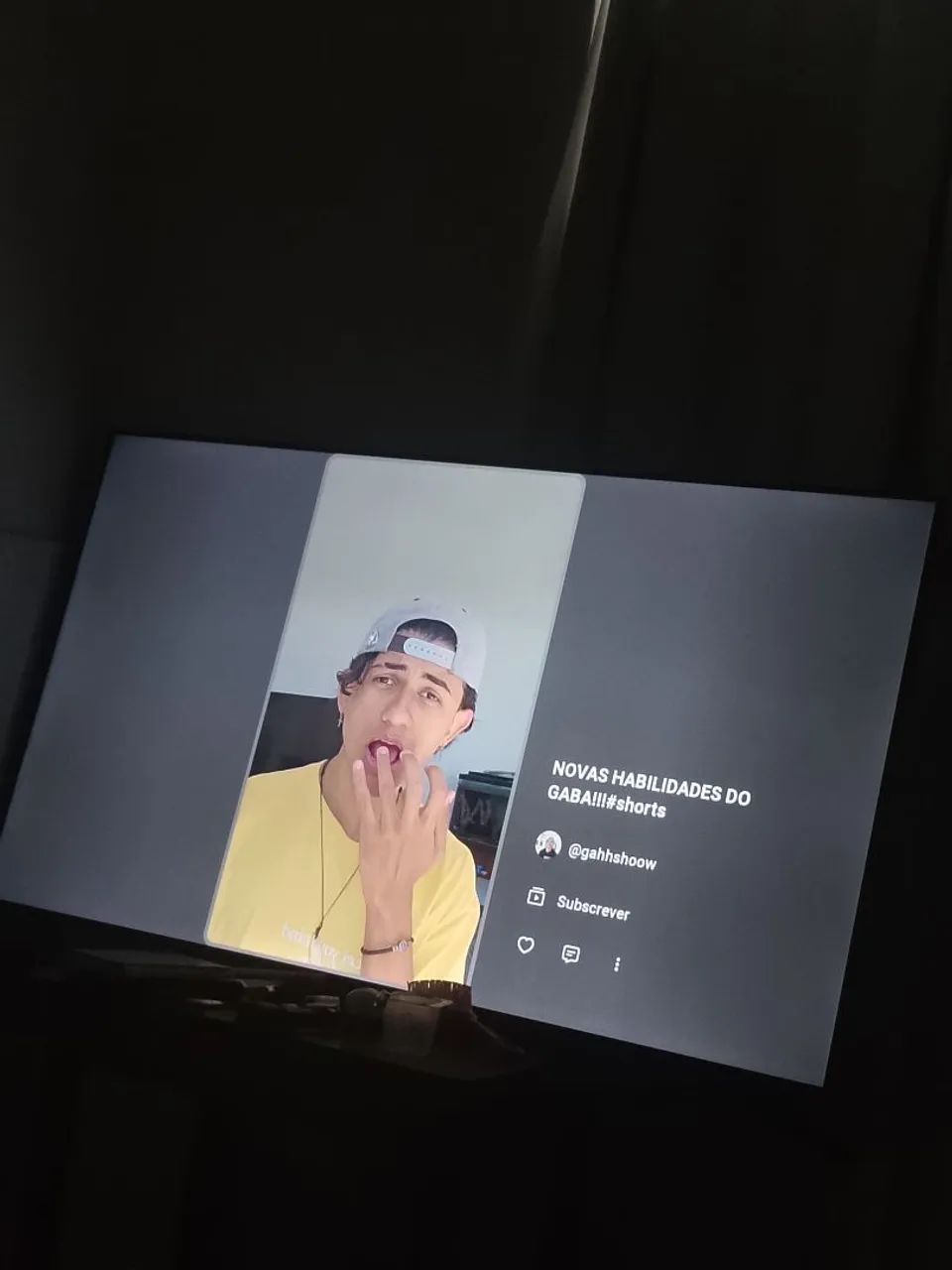 TV 50 polegadas TCL funcionando tudo faço bolo em uma de 32 