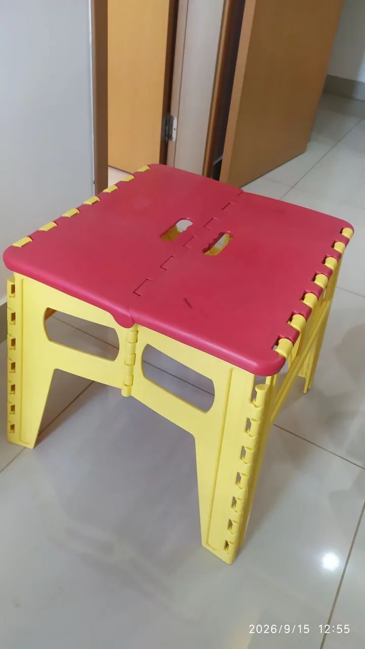 Conjunto cadeira e mesa infantil dobrável  - Foto 4