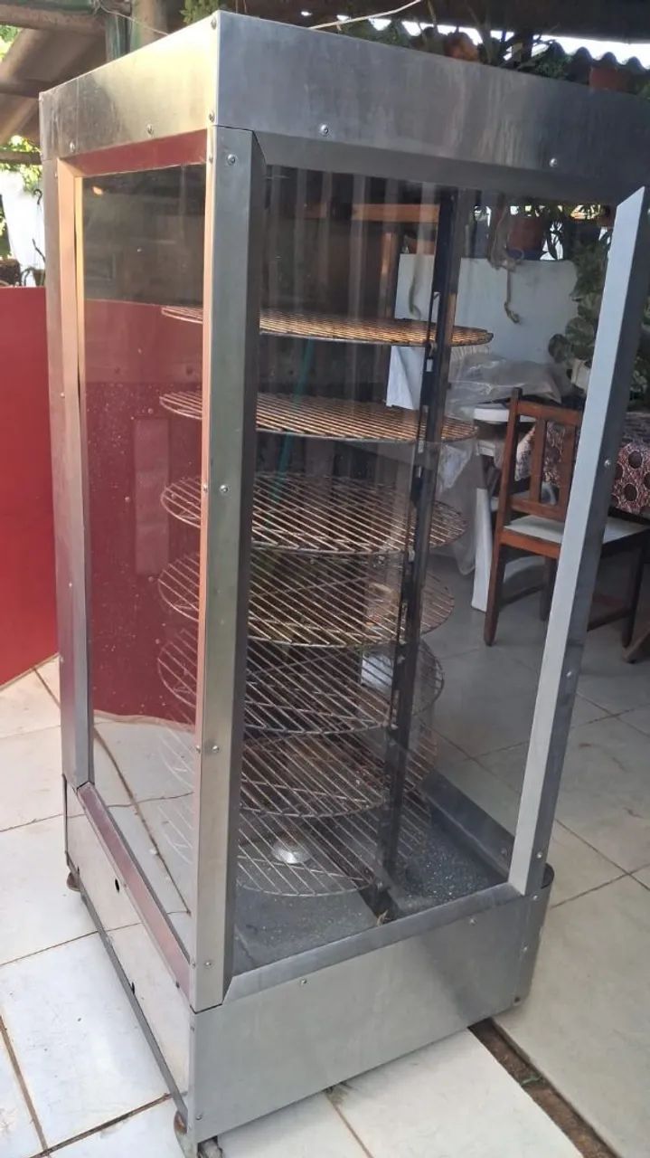 Assadeira de frangos 