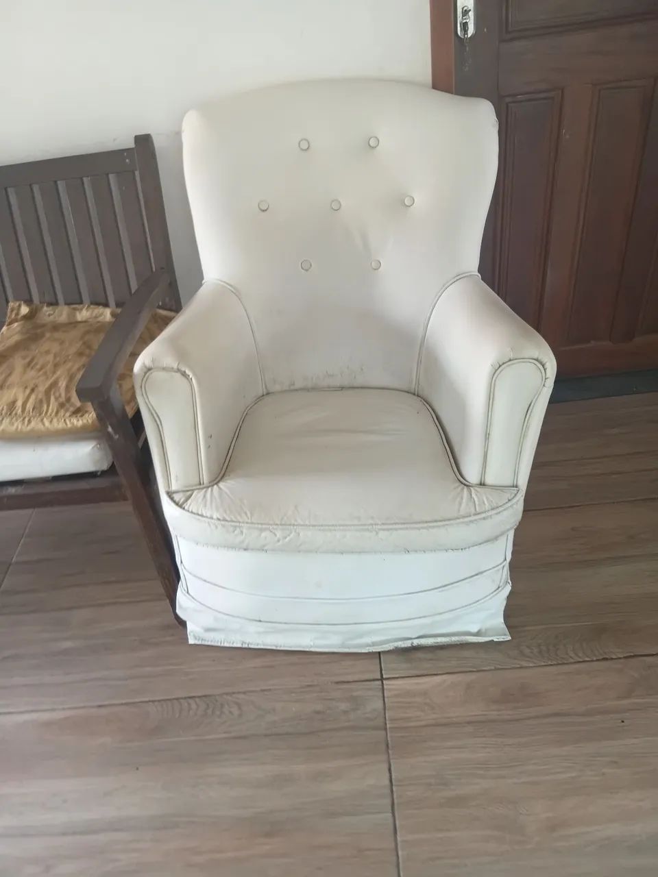 POLTRONA barato para retirar do espaço  - Foto 2