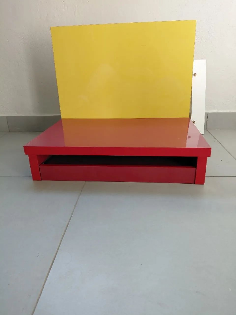 Mini escrivaninha,com porta teclado e painel.... - Foto 3