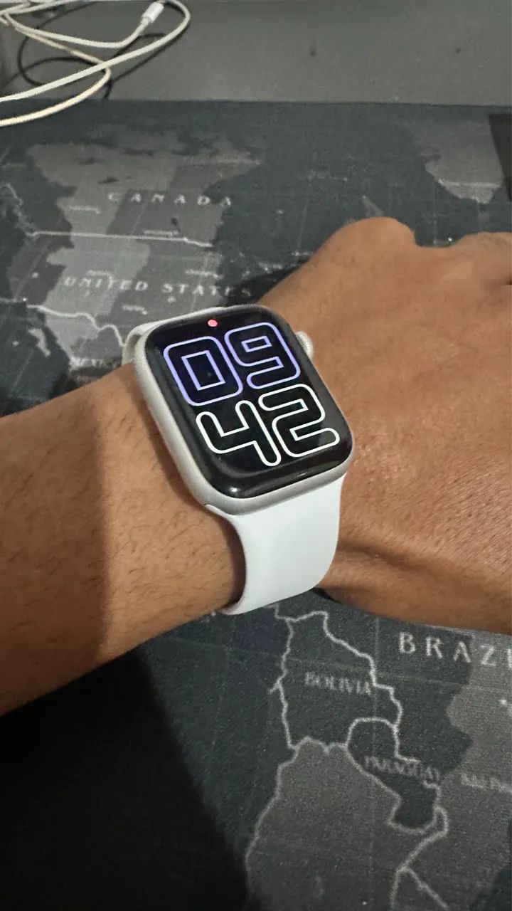 Apple Watch séries 8 45mm 