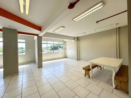 Sala Comercial para alugar, 100 m² por R$ 3.500/mês - Água Verde - Blumenau/SC - Foto 4