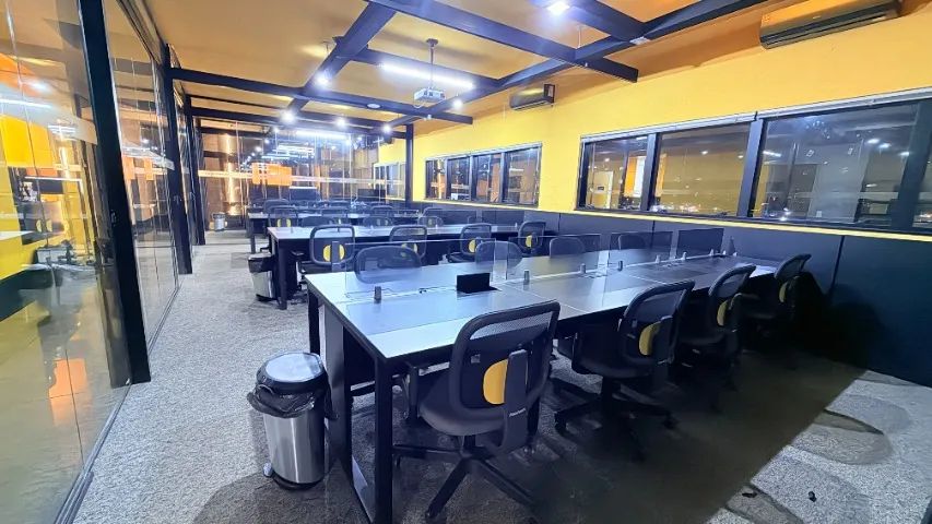 Sala Comercial Privativa 100m² - Campina do Siqueira - Foto 5