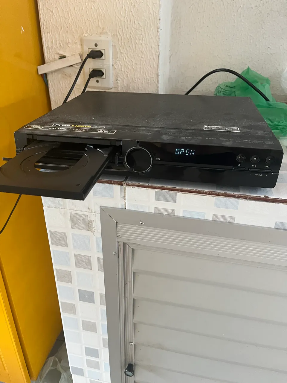 DVD player Lenoxx DK417 - DVD, Blu-Ray e Vídeo Cassete - Maguari