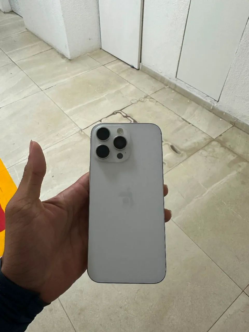 Iphone 16 pro Max estado de zero - Foto 2