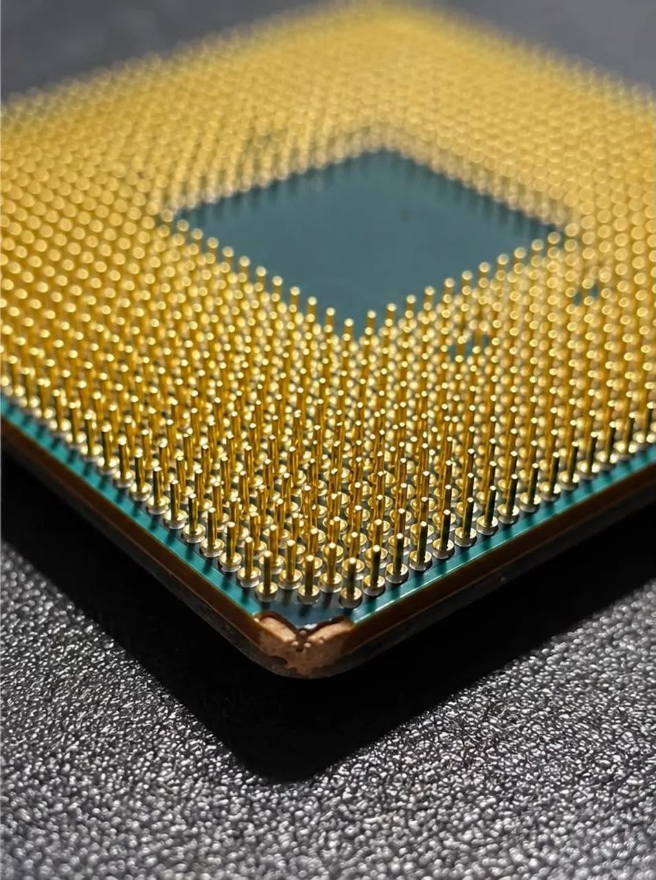 Processador Ryzen 3 2200g danificado - 80 reais  - Foto 3