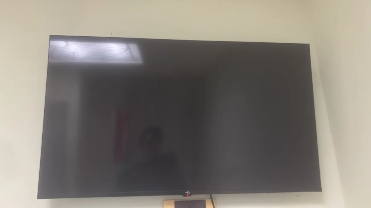 TV HQ 700 REAIS SMART aceito troca também 