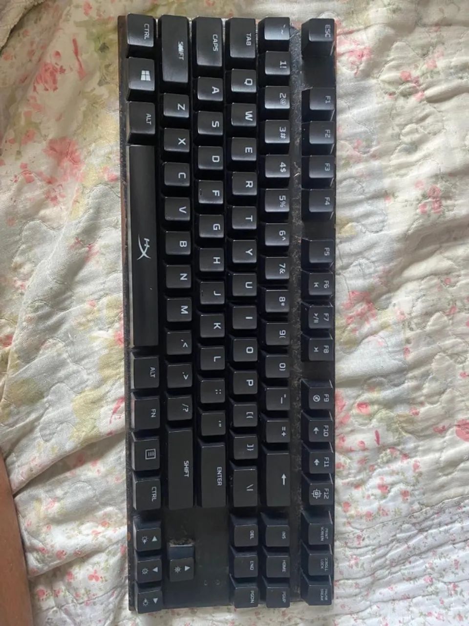 Mouse gamer - Hyperx pulsefire haste wireless + Teclado gamer - Alloy fps pro