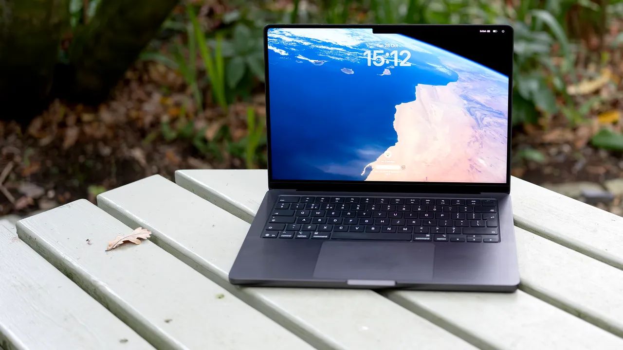 MacBook Pro 14 M5 Pro - Foto 2