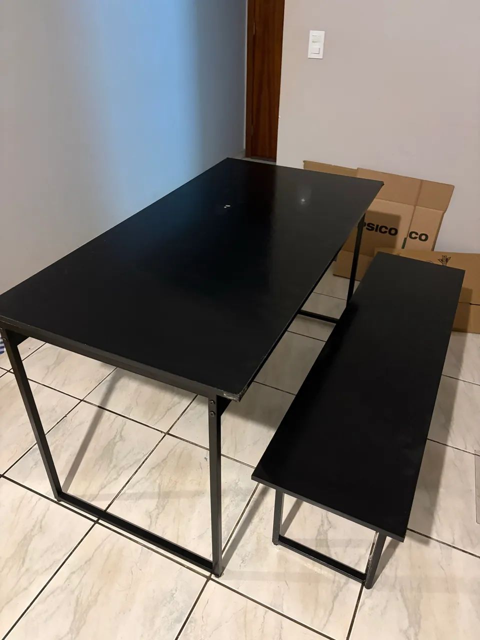 Mesa com banco - Foto 3