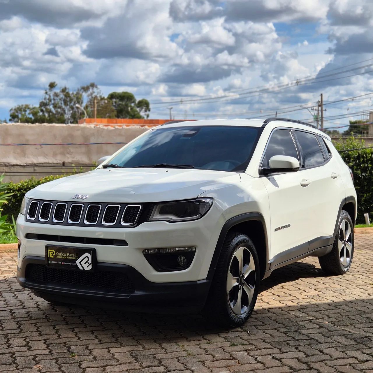 Jeep Compass COMPASS LONGITUDE 2.0 4x2 Flex 16V Aut. 2017