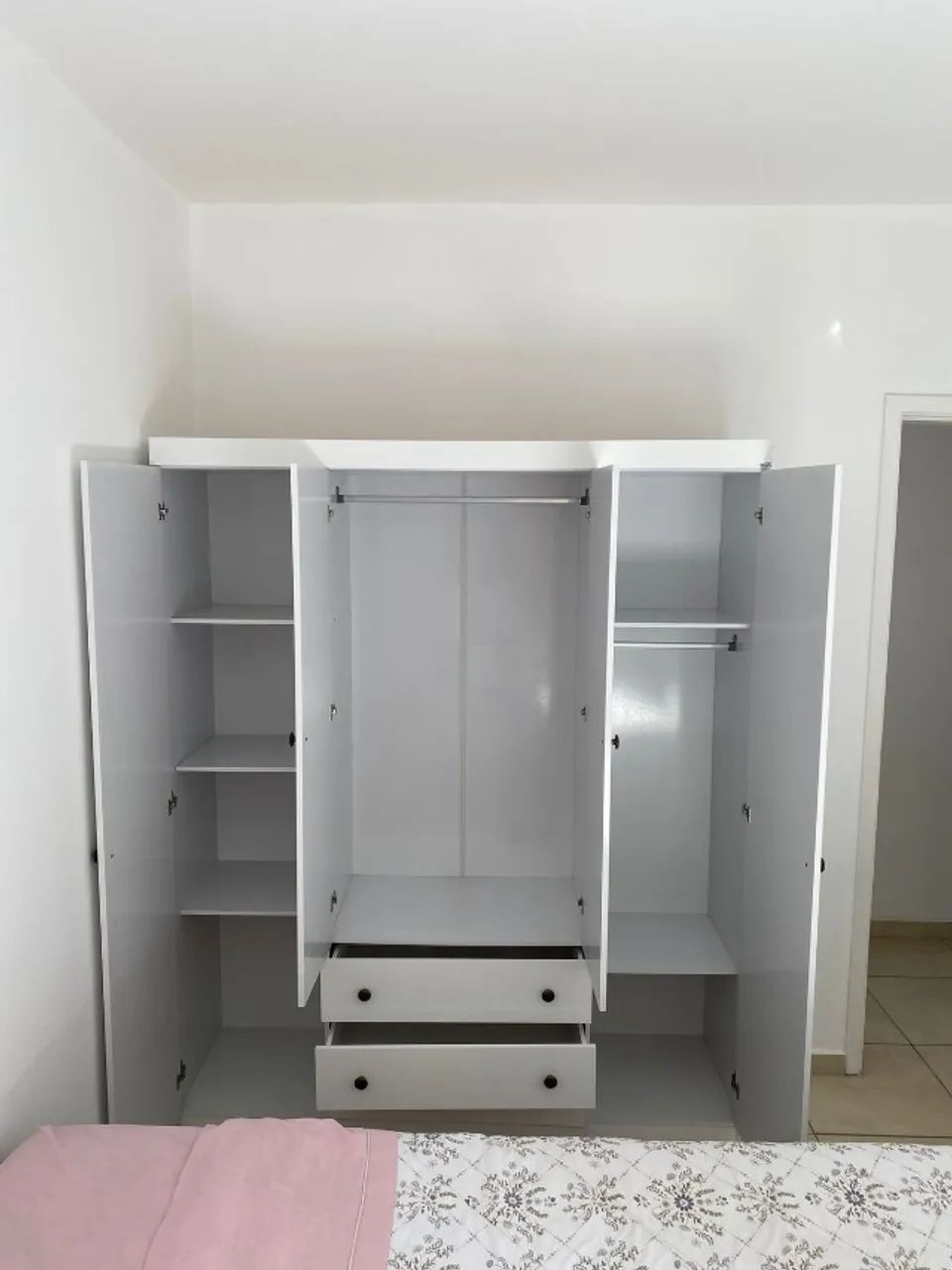 Guarda-roupa - R$ 400,00 - Foto 4