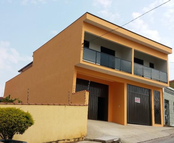 Casa alto padrão muito próxima ao centro