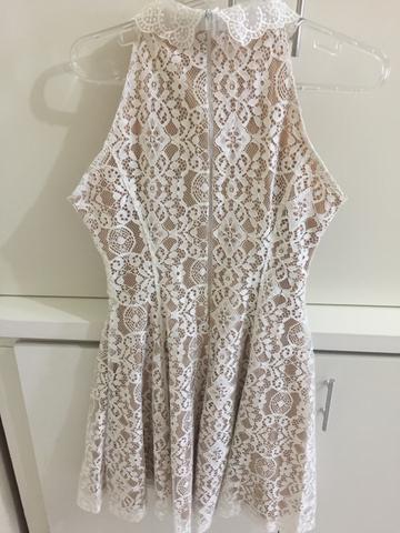 Vestido curto rendado Branco lindo - Foto 2