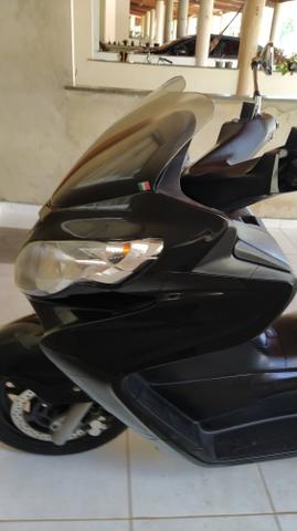 Suzuki Burgman 400 ano 2010 zeradissima de tudo, toda revisada - Foto 4