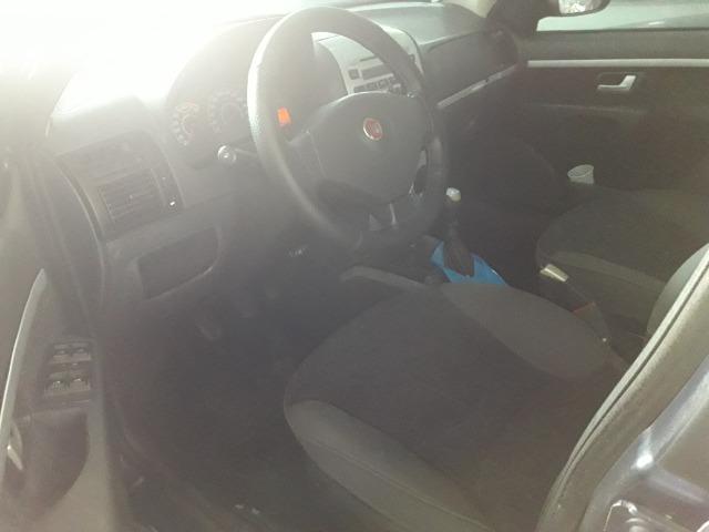 Fiat Siena ELX 1.4 Completo 2010 - Foto 6