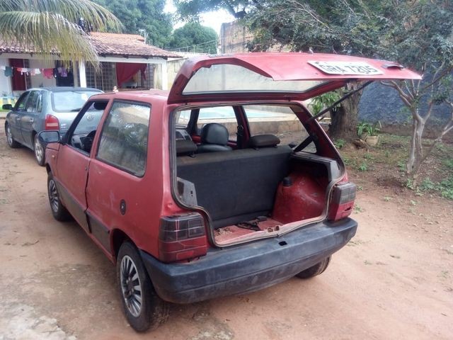 Vendo urgente uno parado carro 1990 - Foto 5