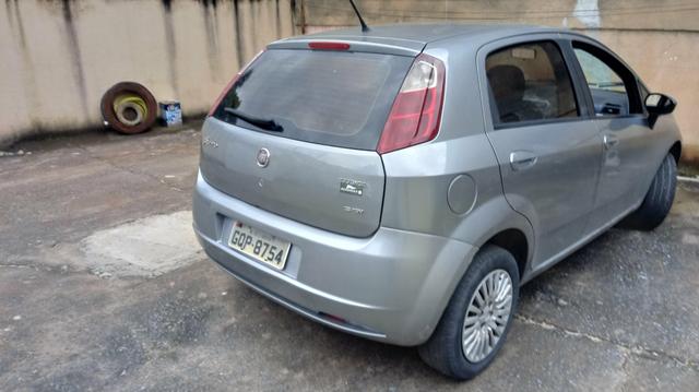 Vendo um punto 1.6 essence. carro completâo! meu Whatsapp - Foto 4