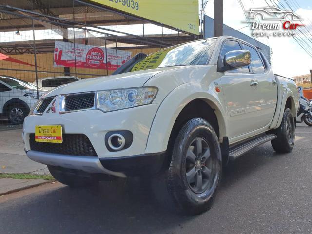 Mitsubishi L200 Triton 3.5 HPE 4x4 CD Flex automático IPVA pago 2013 - Foto 5
