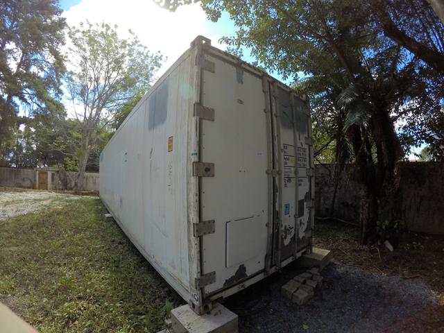 Container climatizado com prateleiras em aço galvanizado
