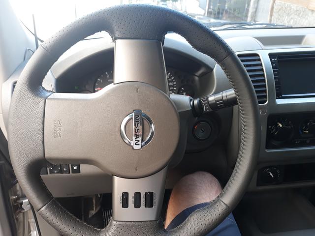 Nissan Frontier 2.5 SEL 2008 - Foto 12