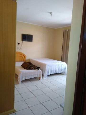 Excelente e ampla casa 3 suits e piscina Proximo a Faculdades, e comercio e Hospital - Foto 18