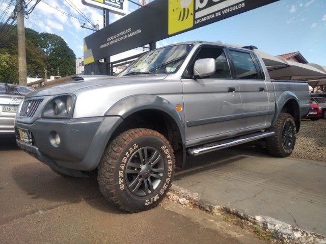 MITSUBISHI L200 OUTDOOR HPE 2.5 4X4 CD T. DIESEL AUT.